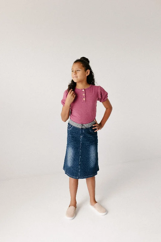 'Ava' Girl Knit Denim Skirt in Dark Wash