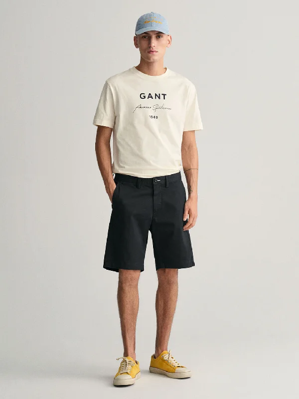 Gant Men Black Solid Slim Fit Mid-Rise Shorts