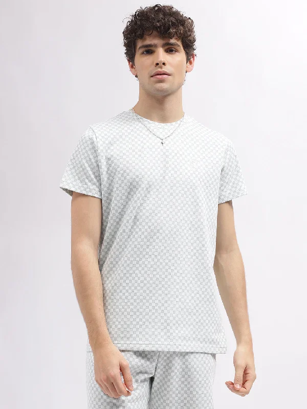 Iconic Men White Checked Round Neck Short Sleeves T-Shirt