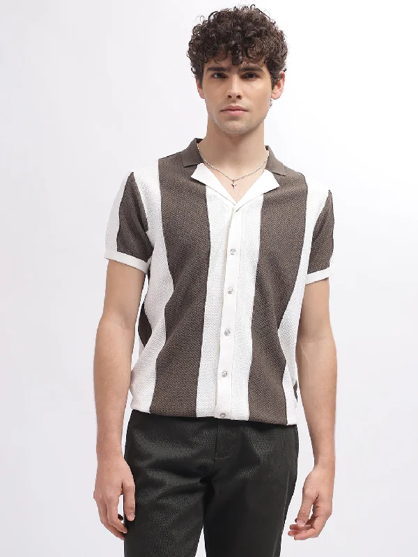 Iconic Men White Striped Resort Collar Short Sleeves Shirt