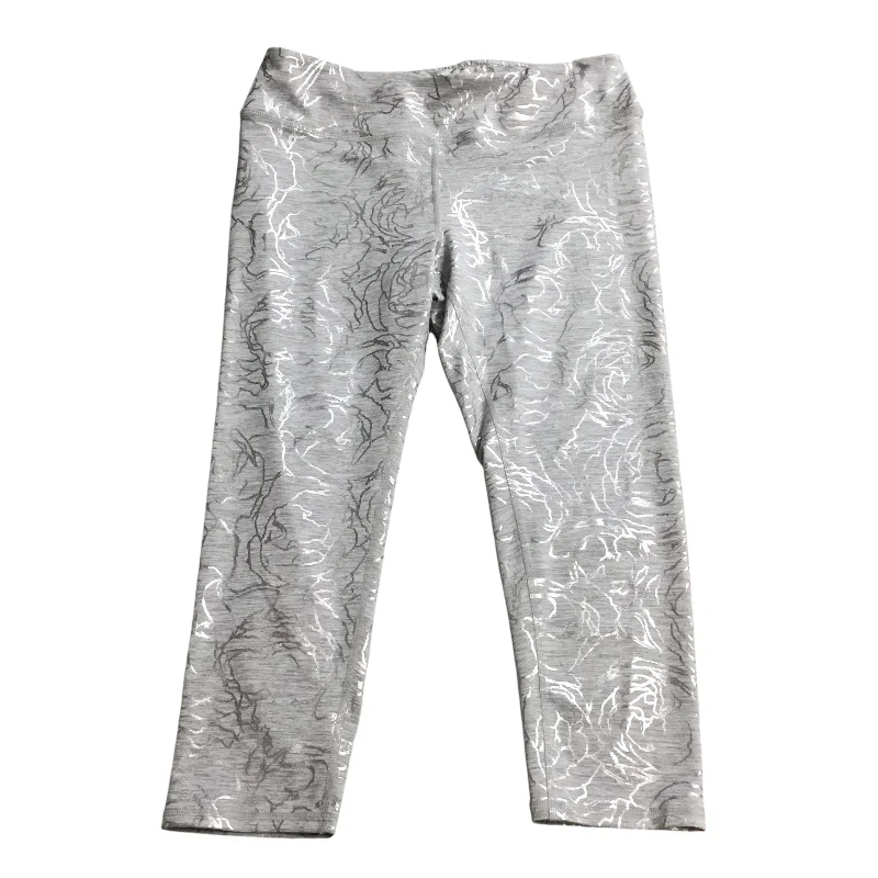 Athletic Leggings Capris By Gaiam In Silver, Size: M