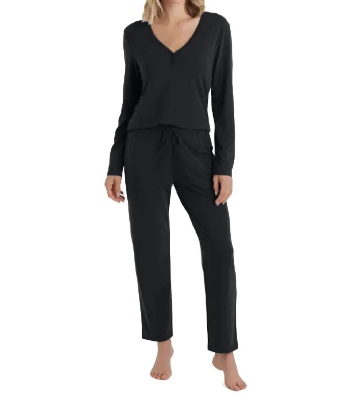 Quinn Y-Neck Henley Pj Set In Black